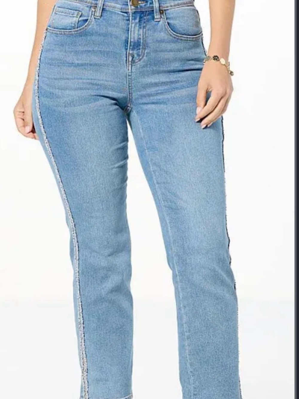 Juicy Couture Light Wash Ankle Crop Jeans 14